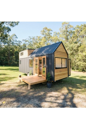 Çelik Modern Tiny House